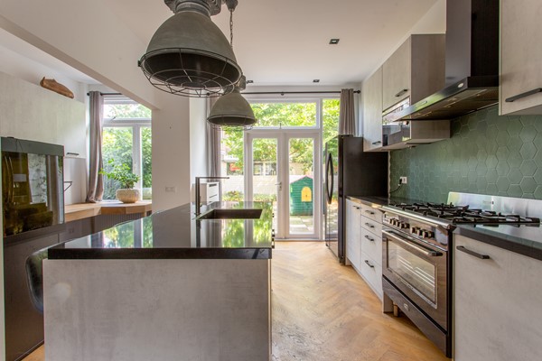 Medium property photo - Abrikozenplein 13, 2564 PE Den Haag